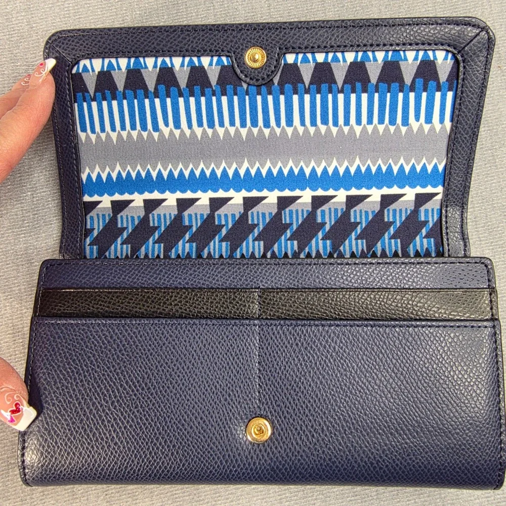NWOT Vera Bradley Audrey Wallet Women Navy Black Excellent‎ Pebbled Leather RFID